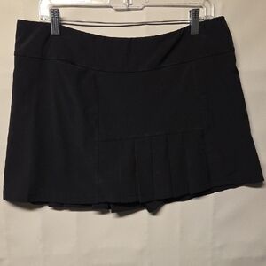 Women's Black Pleated Mini Skort